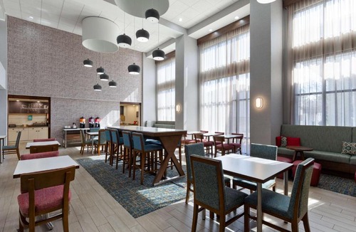 Dothan Hotel | Hampton Inn & Suites Dothan
