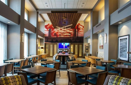 Foxboro Hotel | Hampton Inn & Suites/Foxborough/Mansfield