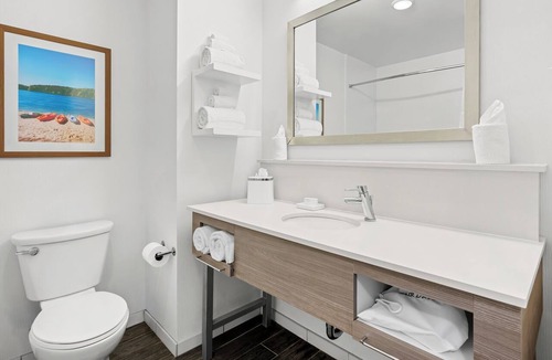 Southeast Raleigh Hotel | Hampton Inn & Suites Knightdale Raleigh