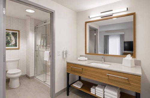 Woodstock Hotel | Hampton Inn & Suites Woodstock, VA