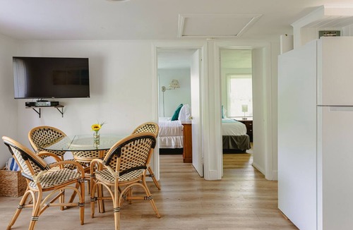 Hampton Bays House | Hampton's Vacation Inn