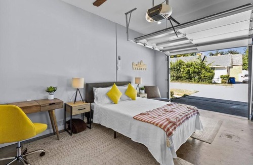 Downtown Apartment | Hargett Garage Studio