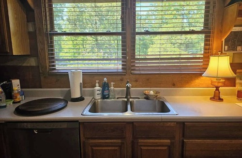 Kingston Springs Cabin | Harpeth Moon Summary: