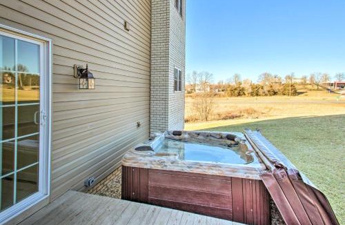 Harrisonburg House | Harrisonburg Retreat w/Hot Tub ~ 2 Mi to JMU