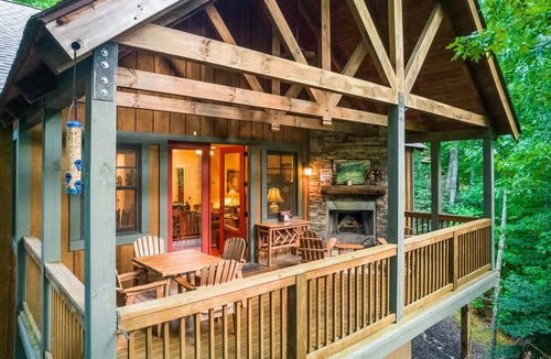Bear Lake Reserve Cabin | Hawks Nest - Resort Home In Bear Lake, Lake Club Access, Pet Friendly