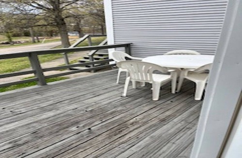 Benton House | Head line Big Bear Resort on Kentucky lake 6