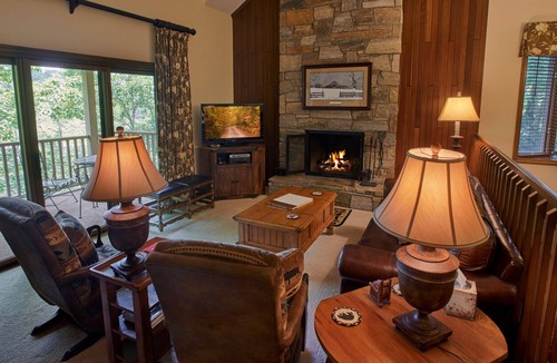 Blowing Rock House | Hemlock Haven #2 3BR/3BA Chetola Resort Condo in Blowing Rock
