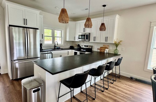 La Follette Villa | Here comes the Sun! 4-bedroom villa in enchanting Morley with AC
