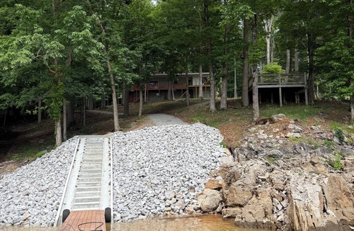 Jacksboro House | Hickory Harbor - Newly renovated lakefront retreat, sleeps 14 w/private dock