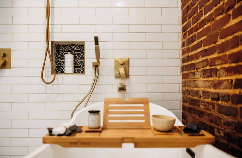 Red Bay Apartment | Hidden Gem Studio Behind Shopaholics Only Boutique
