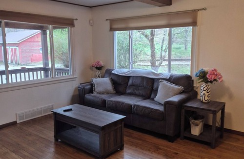 Ironton Cabin | Hidden Hollow Lodge. Peaceful 3-bedroom lodge on a private lake.