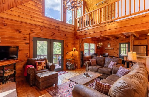 Boone Cabin | Highwood- Mountain Views, Hot Tub, Arcade, Fire Pit, Foosball, Sleeps 12