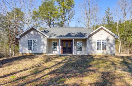 Wildwood House | Hike, Fish & Explore Chattanooga! Lake-View Home