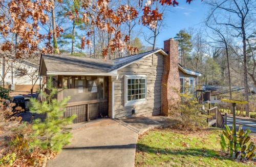 Royal Pines House | Hike, Sip & Explore! Blue Ridge Mtn Cabin w/Porch