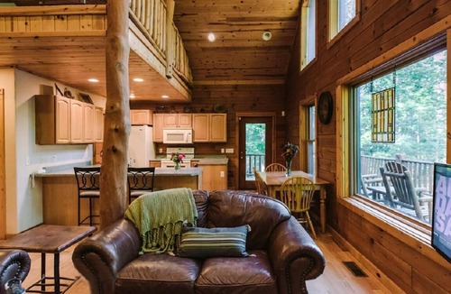 Gnaw Bone Cabin | Hilltop Hideaway | Hot Tub, Views & Wraparound Porch 3BR, 2.5BA
