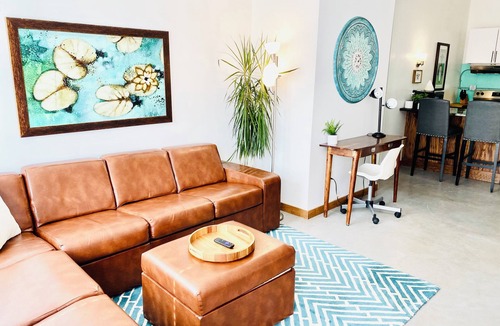 Cartersville Apartment | Hilltop Terrace 2 BR,1.5 BA guest apartment 1.5 miles from I-75.