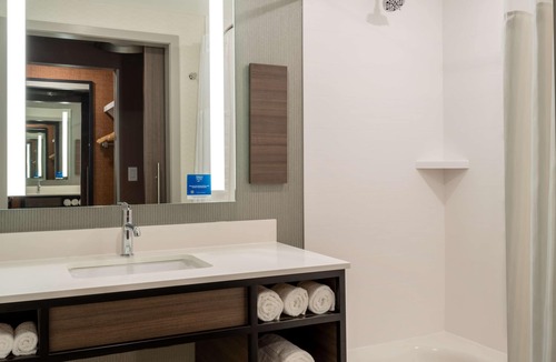 Jeffersonville - Clarksville Hotel | Hilton Garden Inn Jeffersonville Louisville North