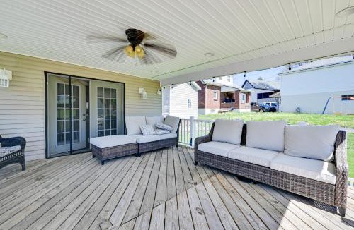 Vine Grove House | Historic Bed & Breakfast Home near Fort Knox!