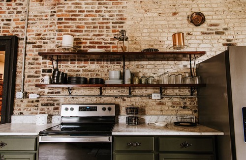 Harrodsburg House | Historic Bourbon Trail Home - Hot Tub - Sleeps 9 - Modern Amenities