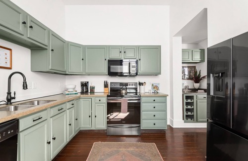 East End House | Historic Cottage in Walkable Five Points