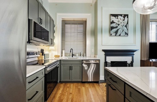 Downtown House | Historic Indigo House Entire Home Steps from Rupp Arena