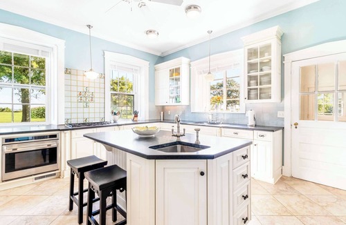 Saluda House | Historic Riverfront Estate 700 Acres, Pool, Dock & Lakes