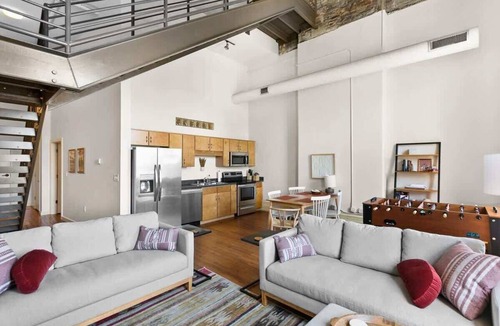 Downtown Louisville Apartment | Historic Whiskey Row Lofts in Heart of Downtown