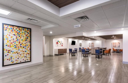 Petersburg Hotel | Holiday Inn Express and Suites - Petersburg - Fort Lee by IHG