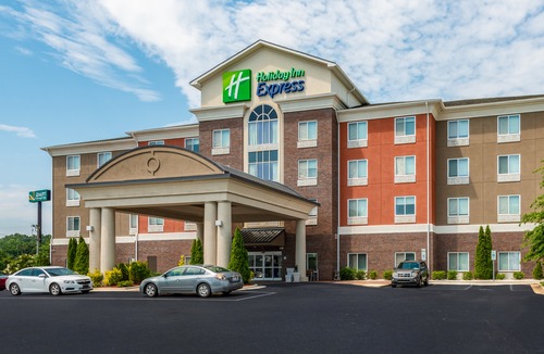 Statesville Hotel | Holiday Inn Express Hotel and Suites Statesville, an Ihg Hotel