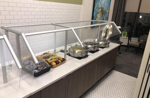 Greensboro Hotel | Holiday Inn Greensboro Coliseum by IHG