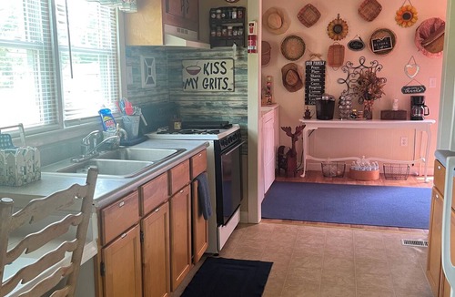 Plymouth Cottage | Home Away From Home ~ Plymouth Cottage Washington County