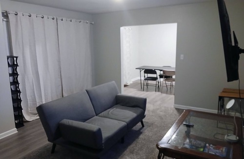 New Castle House | Home Away From Home!