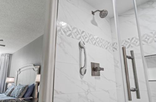 Myrtle Beach Apartment | Horizon at 77th Condo ~ sleeps 8 ~ 2B/2B ~ Steps to Ocean