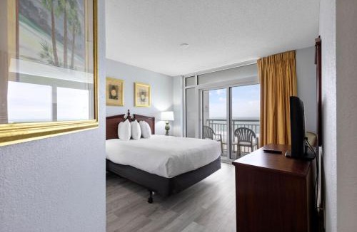 Myrtle Beach Apartment | Hosteeva Newly Renovated Ocean Front Spacious Condo in Atlantica Resort