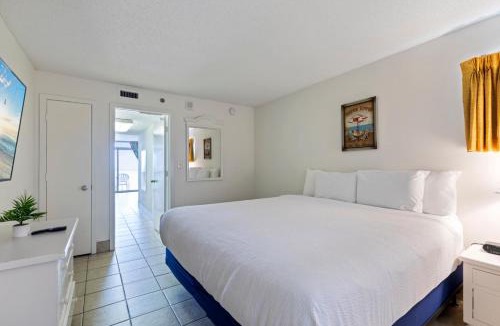 Myrtle Beach Apartment | Hosteeva Oceanfront Condo w Pool & Lazy River Atlantica Towers