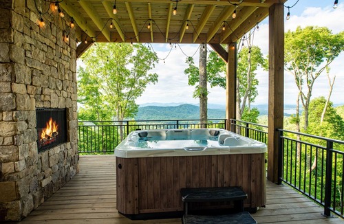 Blue Ridge House | Hot Tub, Incredible View, Aska Adventure Area. Sleeps 12!