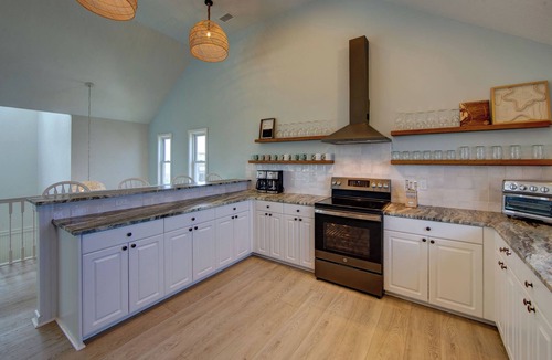 Wind Over Waves House | Hotter Otter: Heated Pool, Hot Tub, Sound Views, 6BR Sleeps 16, Pet Friendly