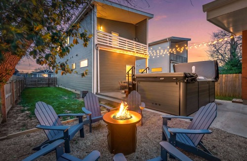 Fountain Square House | HotTub/Pool~Arcade Games~Fountain Sq~Great for groups~10 Min to Lucas Oil
