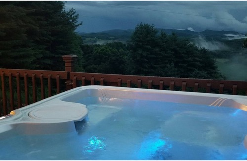 Crumpler House | Huckleberry Hideaway Blue Ridge Mountains North Carolina!