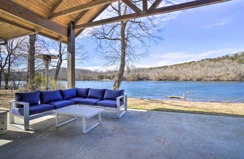 Cotter House | Idyllic Cotter Escape: Steps to White River!