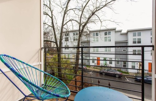 Buena Vista House | Immaculate Germantown Stunner minutes to Broadway
