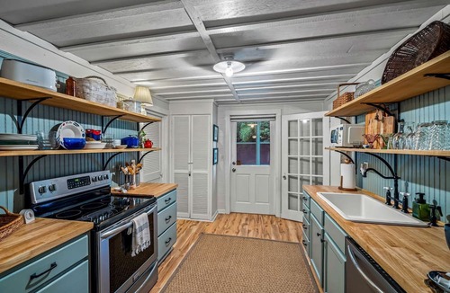 Cloudland Cottage | Incredible Secluded Cottage in Cloudland, Georgia
