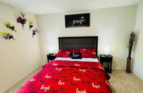 Plainfield House | Indy 1 Private Bedroom in House Plainfield Near Airport