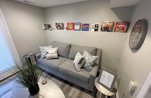 Clermont Apartment | Indy Oasis