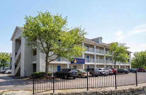Buechel Hotel | InTown Suites Extended Stay Louisville KY - Wattbourne Lane