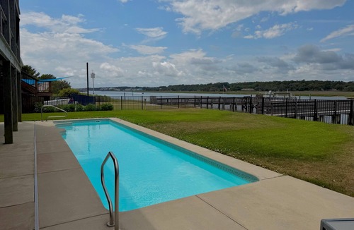Holden Beach House | Intracoastal Indulgence: Waterfront, pool, dock and water views!