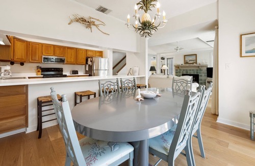 Debordieu Colony Condo | Inviting Ocean View Villa with Easy Beach and Pool Access Deans