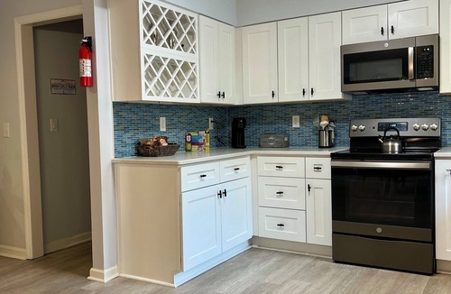 Wilmington House | Inviting three-bedroom home — 3 miles from Wrightsville Beach!