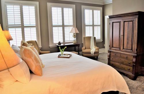 High Point House | JH Adams Inn, Trademark Collection by Wyndham