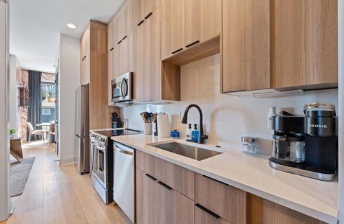 East Nashville Apartment | Kay’s Perch Modern 1BR Corner Retreat